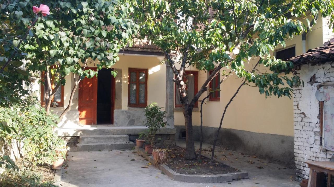 Vila 1926 Hostel Korce Luaran gambar