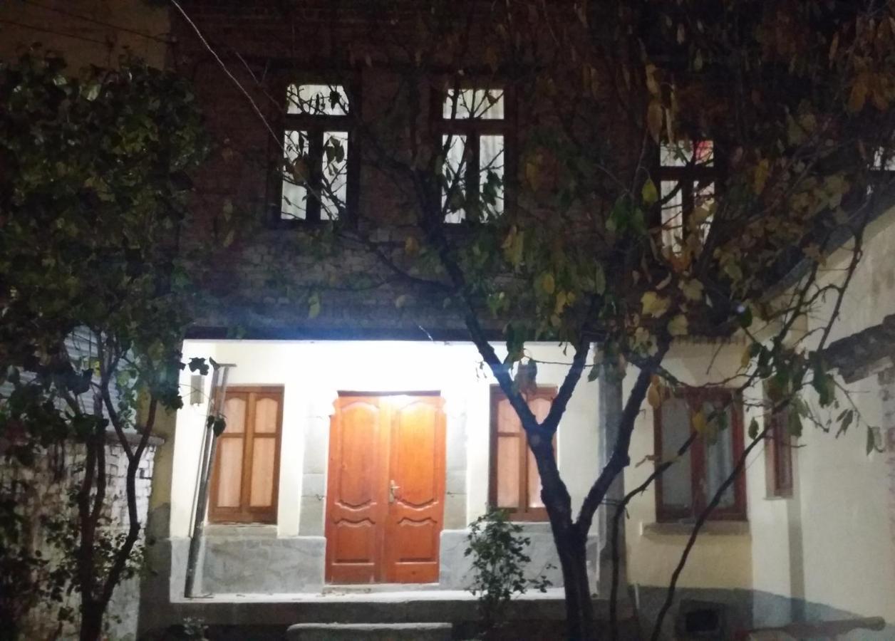 Vila 1926 Hostel Korce Luaran gambar